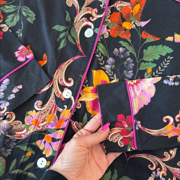 NWT Johnny Was Black Floral pajama set - Picture 8 of 9